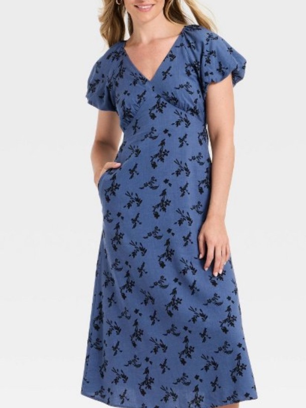 Universal Thread NWT Blue Floral V-Neck Maxi Dress
